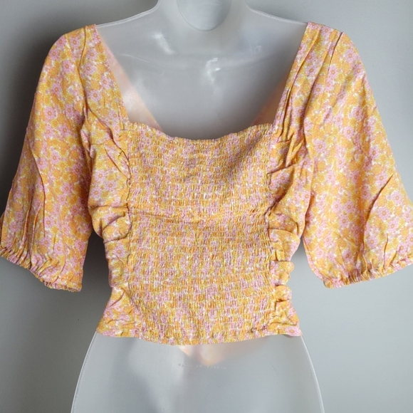 2/$15 NWT H&M Size L V-Neck Drawstring Blouse - Picture 3 of 5